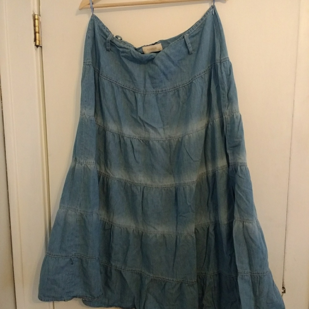 Tiered denim maxi skirt